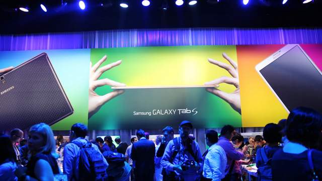 Samsung GALAXY Premiere 2014 05 Galaxy Tab S 8.4 and 10.5 Announced   Specs and Price Details