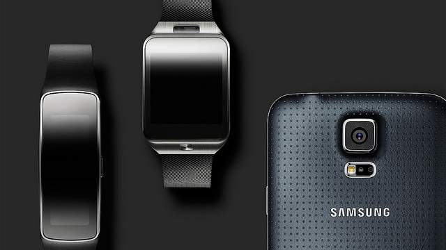 best smartwatch Samsung Dominates Smartwatch Sales in the US