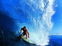 Samsung’s Smart Surfboard Is a Fantastic Concept